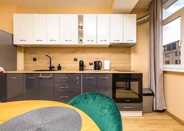 -city Haven Retreat- Elegant 2bd On Bulgaria Blv By Flat Mаnager Lejlighed *