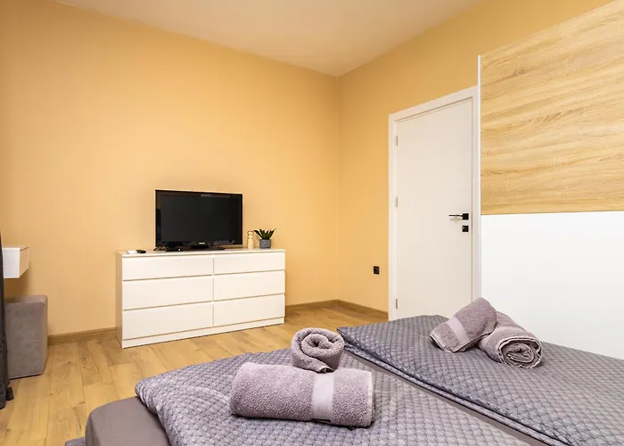 -city Haven Retreat- Elegant 2bd On Bulgaria Blv By Flat Mаnager *