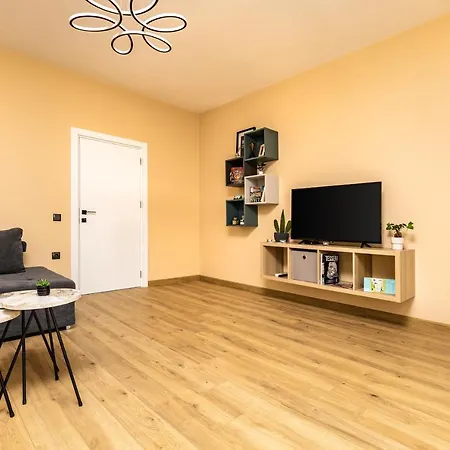 -city Haven Retreat- Elegant 2bd On Bulgaria Blv By Flat Mаnager