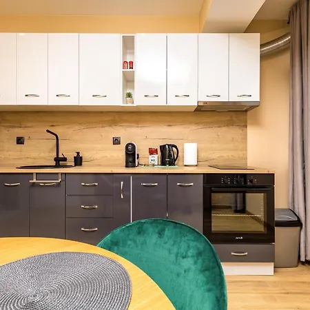-city Haven Retreat- Elegant 2bd On Bulgaria Blv By Flat Mаnager Appartement *