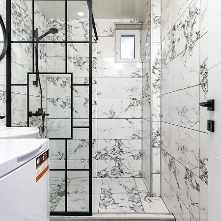 -city Haven Retreat- Elegant 2bd On Bulgaria Blv By Flat Mаnager Пловдив